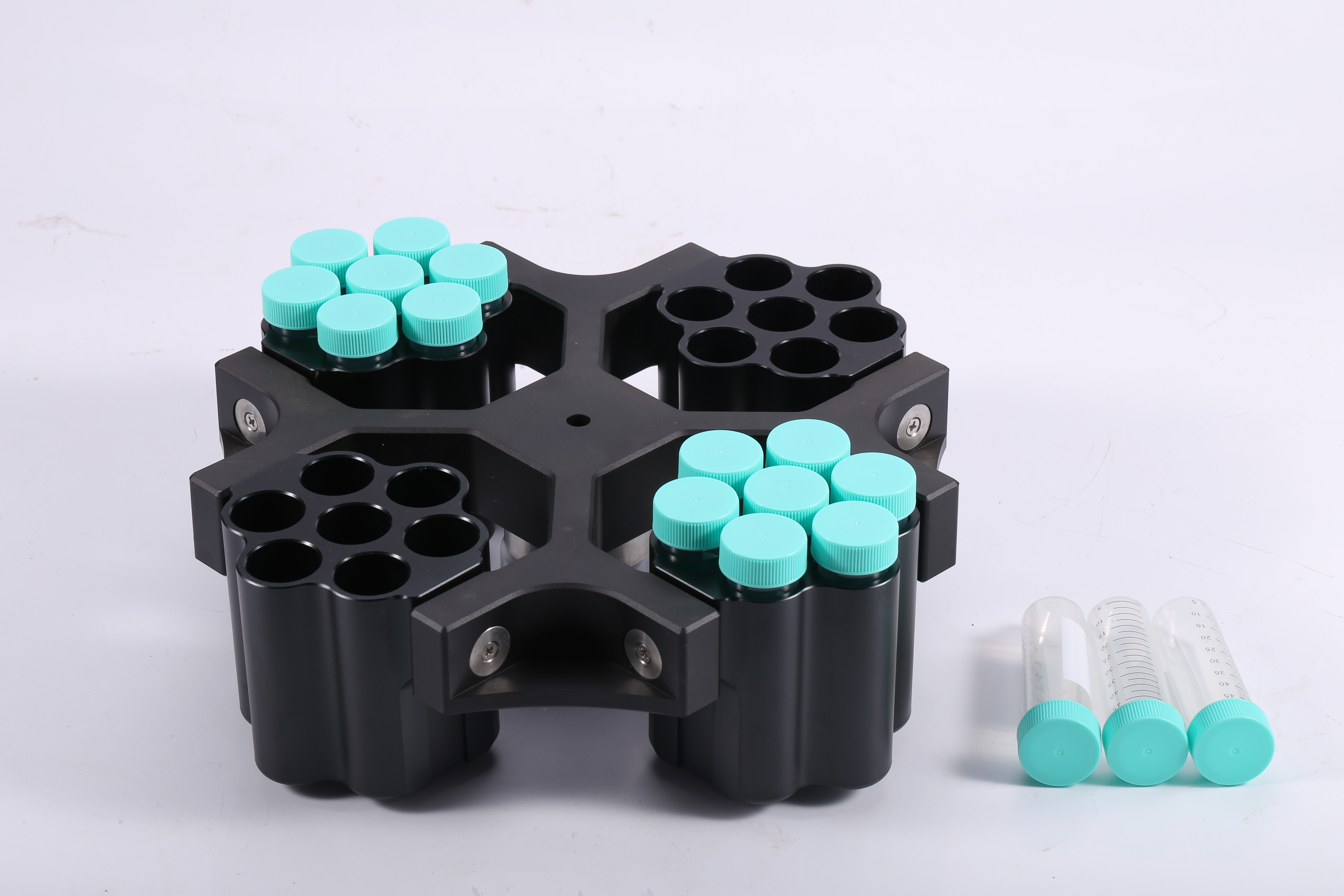 Applications And Advantages of Yingtai Centrifuges Across Fields